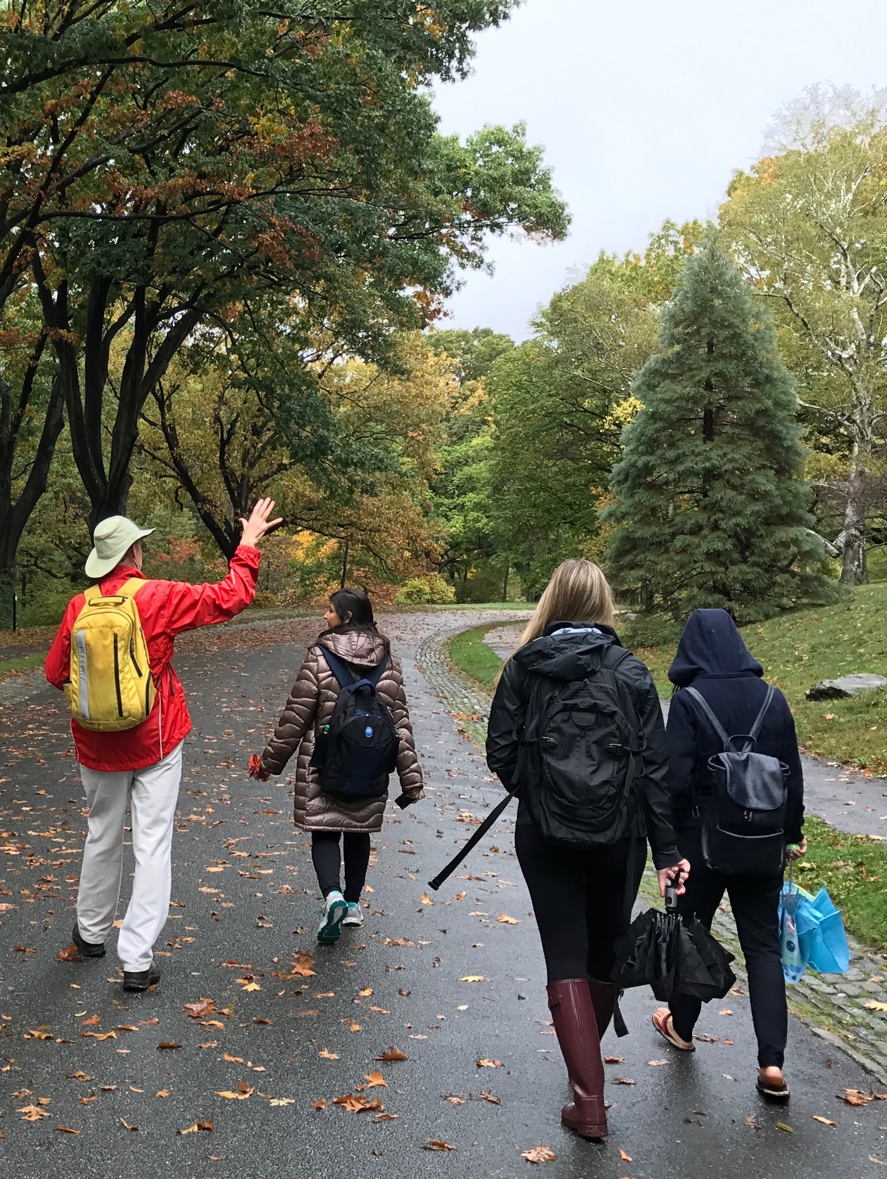 Docent leading a Fall Tour