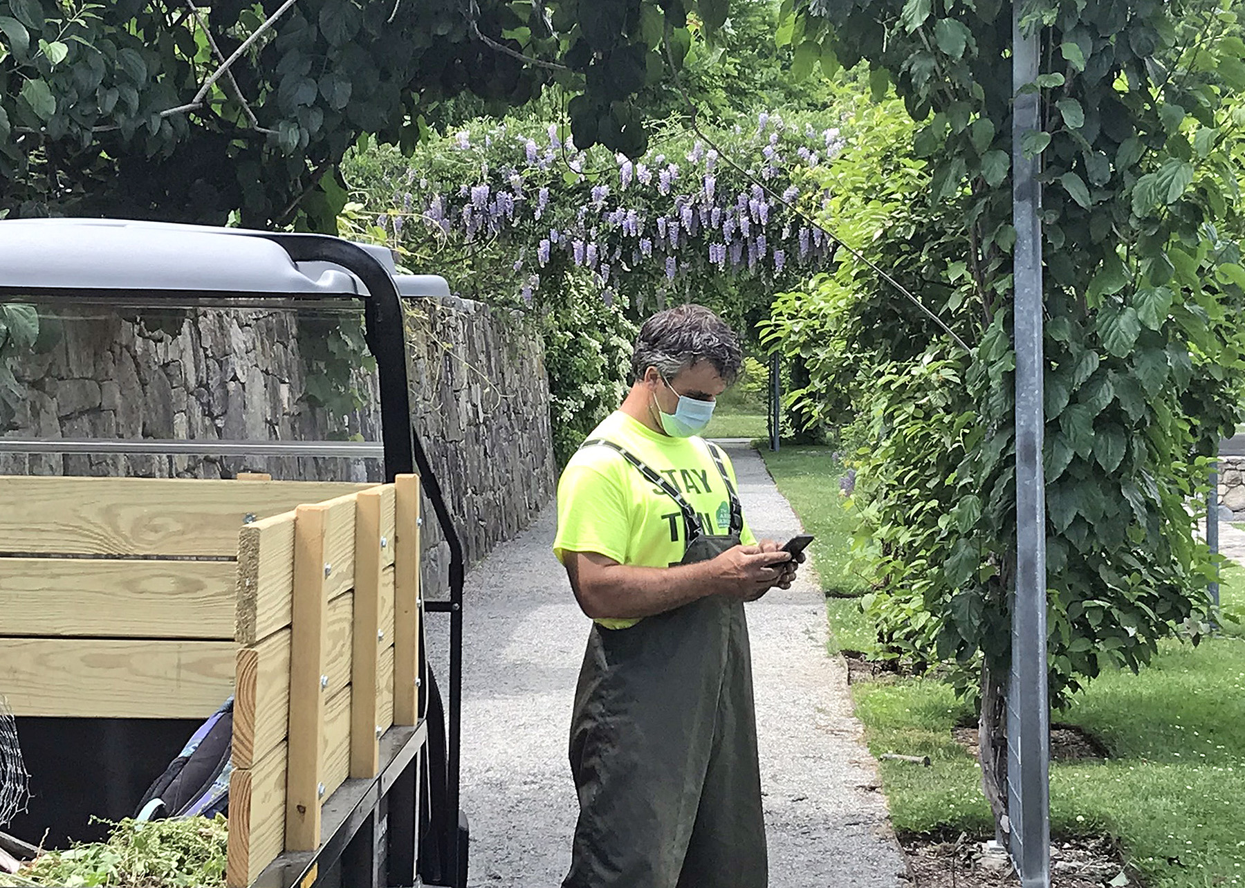 Head Operator Jed Romanowiz uses ArbManager to communicate with other horticulturists in the Leventritt Shrub and Vine Garden