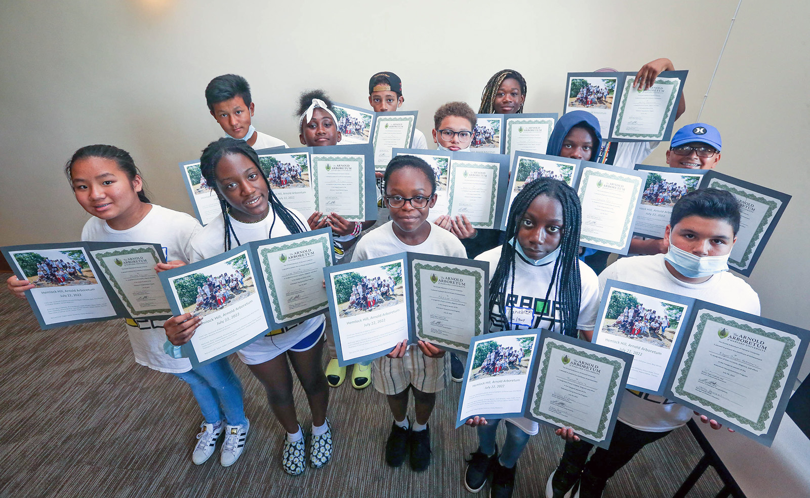 Arboretum Young Scientists display their certificates