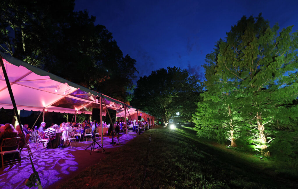 18-Dinner-Tent-AD-2025-Mayor photog